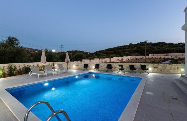 Eudora Luxury Stone Villa - Foto 9