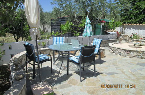 Foto 13 - Spacious Chalet with Fruit Trees near Beach in Messinia