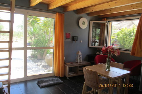 Foto 5 - Spacious Chalet with Fruit Trees near Beach in Messinia