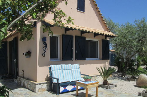 Foto 1 - Spacious Chalet with Fruit Trees near Beach in Messinia