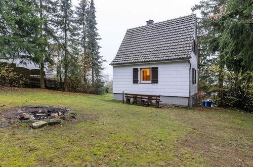 Photo 26 - Quaint Holiday Home in Sauerland in Nature