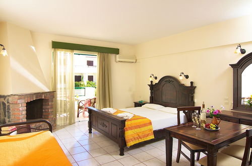 Photo 5 - Trefon Hotel Apartments and Suites