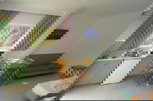Photo 4 - Andromeda Hotel Apartments