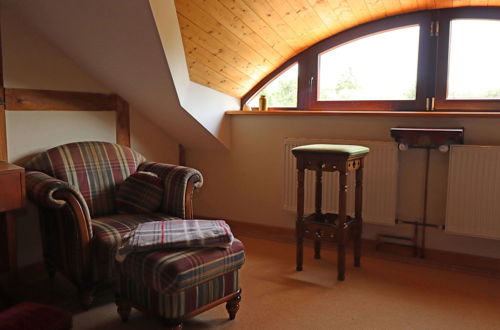 Photo 14 - Rustic Holiday Apartment Library in Buschhagen