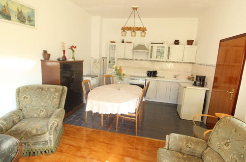 Photo 8 - Simplistic Apartment in Starigrad near Sea