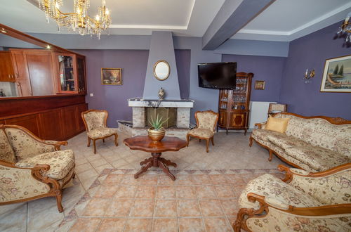 Photo 15 - Kiritsis Stylish Apartment