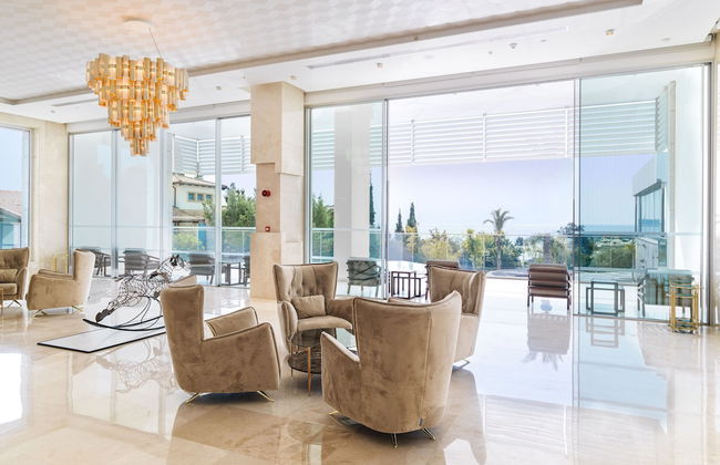 The Tower at St Raphael Resort - Photo 16