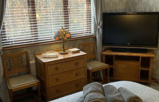 Photo 2 - Remarkable 2-bed Cottage in Tranquil Setting