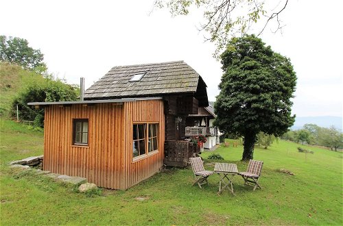 Photo 16 - Cozy Holiday Home in Leibenfels With Barbecue