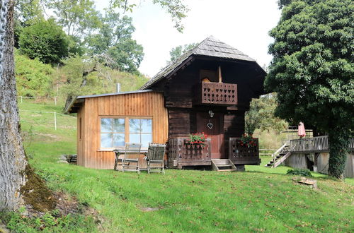 Photo 14 - Cozy Holiday Home in Leibenfels With Barbecue