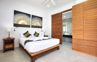 Photo 3 - 7 Bed Beautiful Beach Front Villa SDV031-By Samui Dream Villas