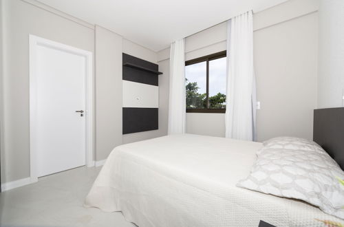 Photo 3 - Lindo Apto com 2 suites em Bombinhas 813