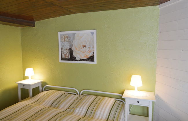 Charming Cottage Near Lake - Foto 7