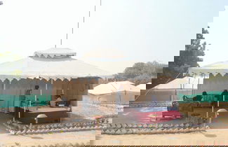 Foto 2 - KUMBH CAMP OM