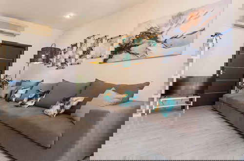 Foto 28 - Luxurious 3 Bd Modern Apt in Dafni
