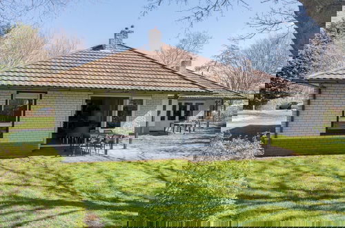 Foto 1 - Restyled Single Storey Bungalow, Near the Sea on Texel