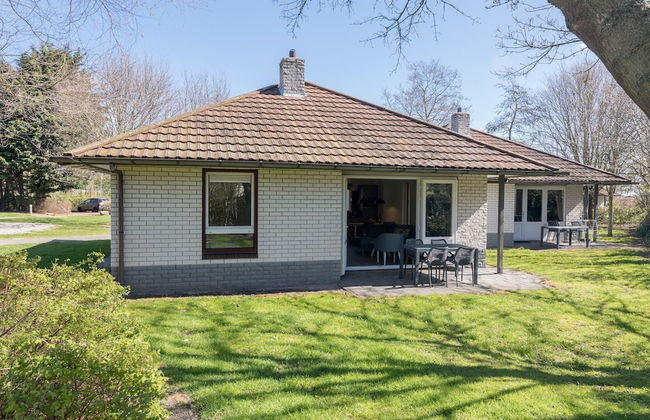 Restyled Single Storey Bungalow, Near the Sea on Texel - Foto 1