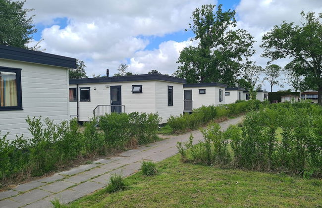 Cozy Chalet on a Holiday Park Near Alkmaar - Foto 1