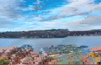 Photo 2 - Casa Mirabella With Lake View