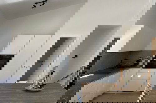 Photo 8 - Penthouse No1