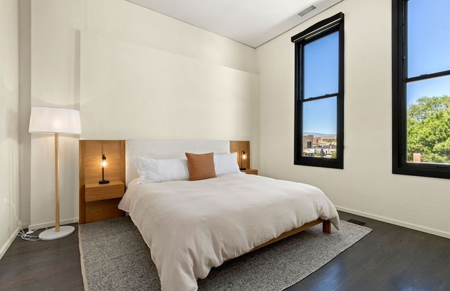 New! Modern Scandinavian Loft in Old Town Square - Foto 3