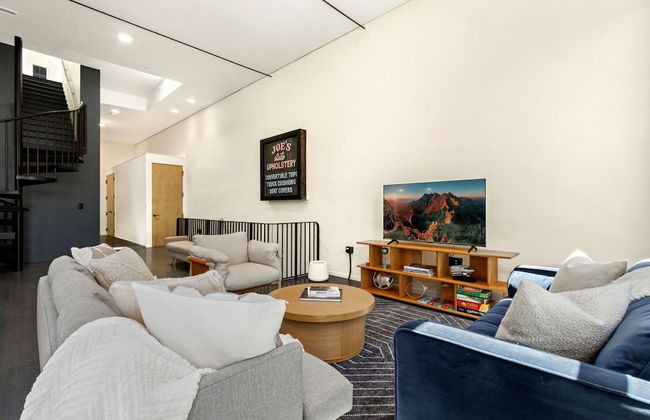 New! Modern Scandinavian Loft in Old Town Square - Foto 16