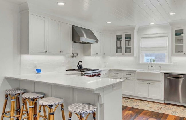 Be a Sullivans Local! 1307 Cove Avenue by Avantstay Pool + Outdoor Living - Photo 15
