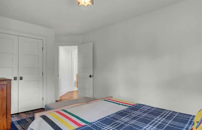 Be a Sullivans Local! 1307 Cove Avenue by Avantstay Pool + Outdoor Living - Photo 43