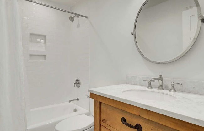 Be a Sullivans Local! 1307 Cove Avenue by Avantstay Pool + Outdoor Living - Photo 44
