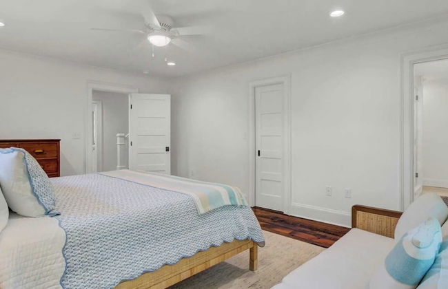 Be a Sullivans Local! 1307 Cove Avenue by Avantstay Pool + Outdoor Living - Photo 26
