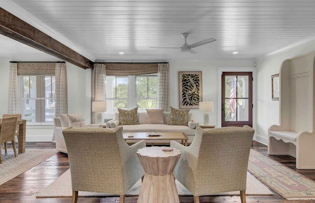 Be a Sullivans Local! 1307 Cove Avenue by Avantstay Pool + Outdoor Living - Photo 8