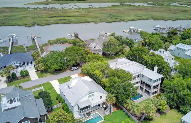 Be a Sullivans Local! 1307 Cove Avenue by Avantstay Pool + Outdoor Living - Photo 1