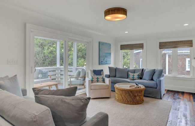 Be a Sullivans Local! 1307 Cove Avenue by Avantstay Pool + Outdoor Living - Photo 22