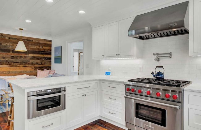 Be a Sullivans Local! 1307 Cove Avenue by Avantstay Pool + Outdoor Living - Photo 18
