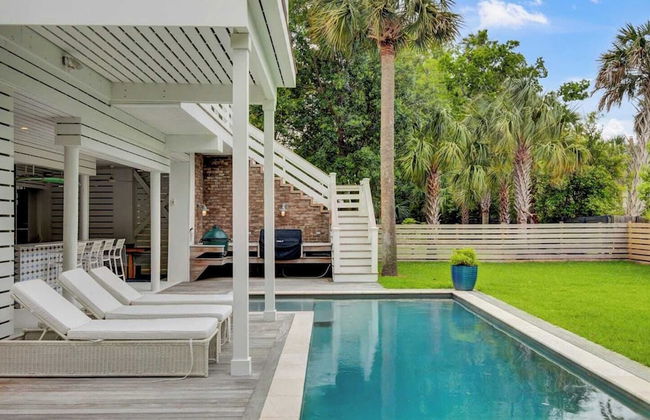Be a Sullivans Local! 1307 Cove Avenue by Avantstay Pool + Outdoor Living - Photo 2
