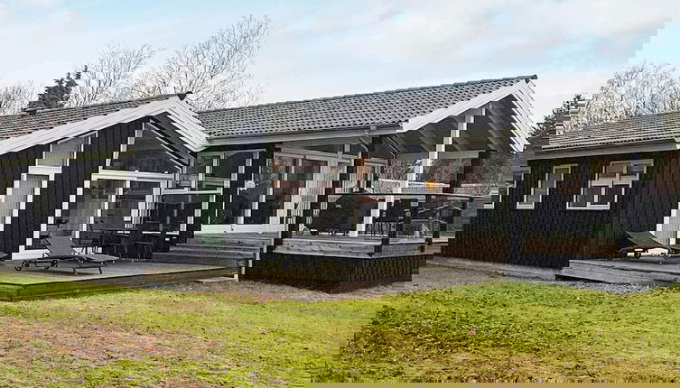 Foto 1 - 8 Person Holiday Home in Hals