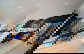 Foto 1 - Atlas Hideaway Modern Retreat!
