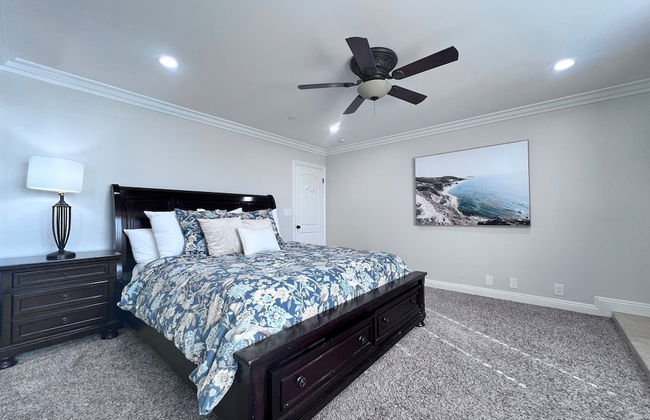 Sensational 6 Bedroom 4 Bathroom Pool Home (3 Master Bedrooms W/bathrooms) - Foto 11