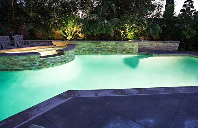 Sensational 6 Bedroom 4 Bathroom Pool Home (3 Master Bedrooms W/bathrooms) - Foto 29