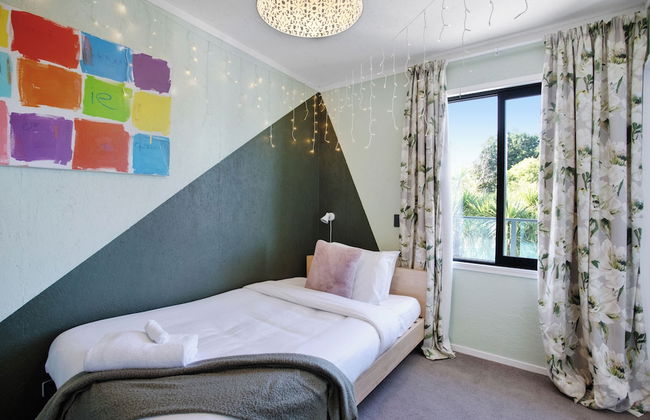 Artist's Colourful Casa with Spa Pool - Foto 12