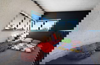 Foto 3 - Artist's Colourful Casa with Spa Pool
