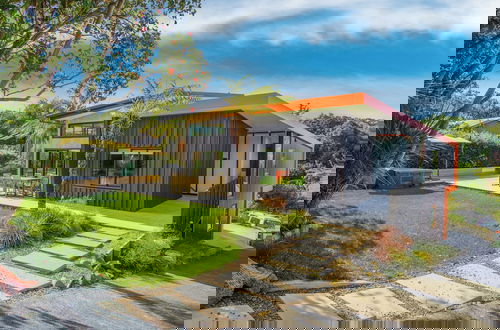 Foto 50 - Artist's Colourful Casa with Spa Pool