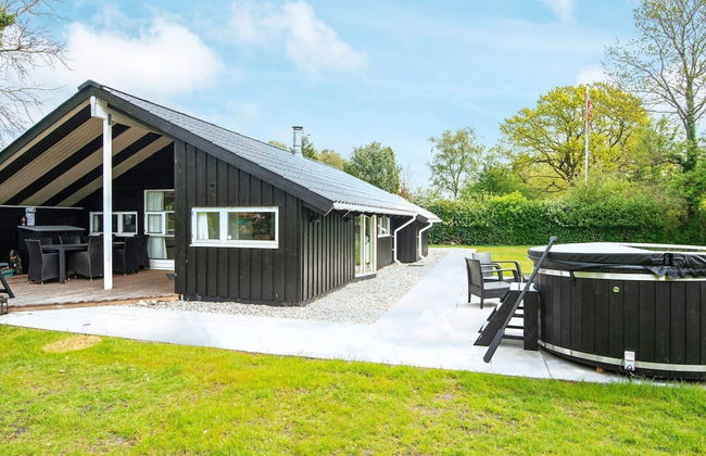 8 Person Holiday Home in Juelsminde - Foto 23