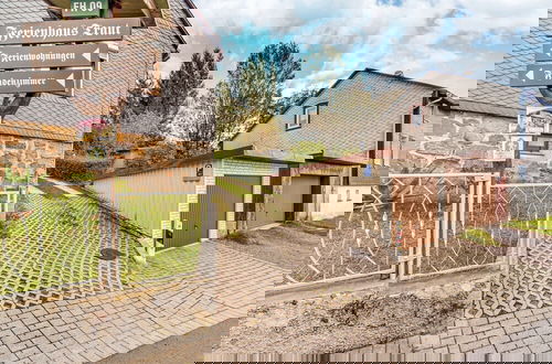 Foto 38 - Cozy Holiday Home With Terrace and Garden