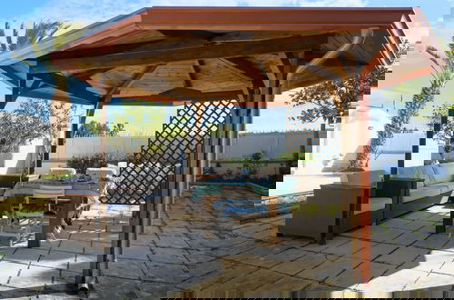 Foto 3 - Villa Oasi al Mare Near the sea With Pool