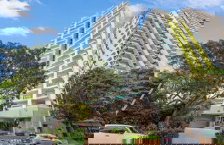 Photo 3 - Skytower Wonder Oceanview Balcony - Pool - Office