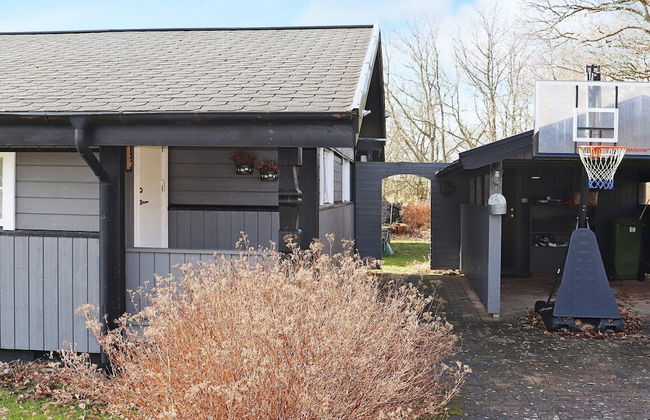 7 Person Holiday Home in Varberg - Foto 20