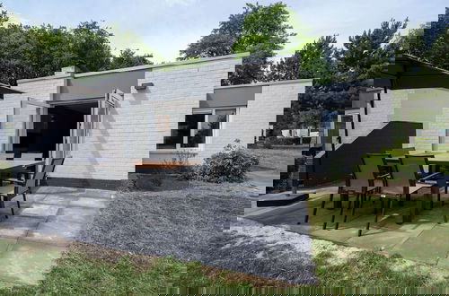Foto 1 - Restyled Bungalow, Near the Hunebed Center