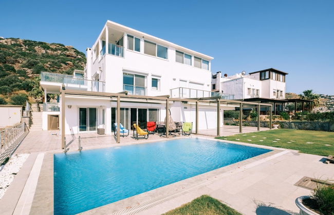 Chic Villa w Patio Pool 3 min to Beach in Bodrum - Foto 1
