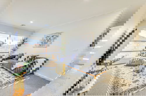 Foto 41 - StayAU Charming 4BR Retreat Wyndham Vale
